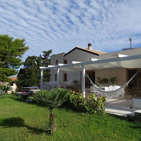 Guesthouse Anchise 38 Pizzolungo Exteriör bild