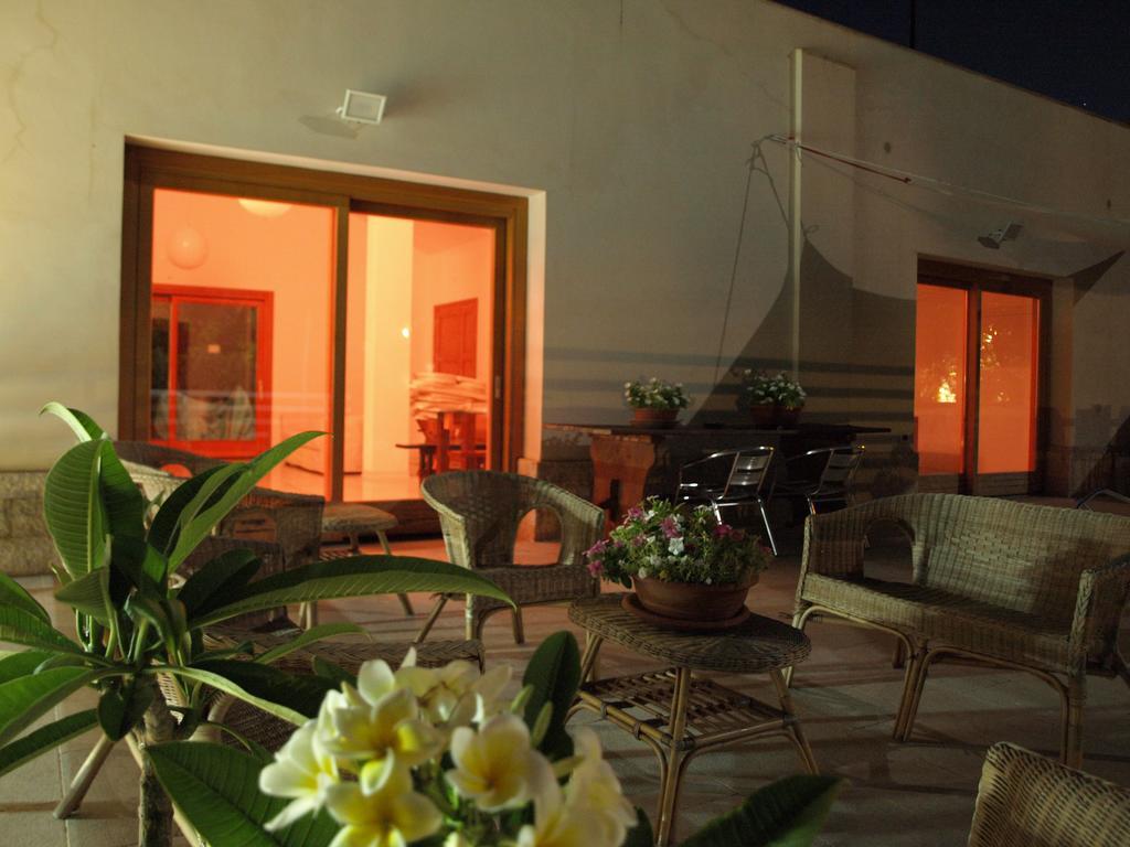 Guesthouse Anchise 38 Pizzolungo Exteriör bild